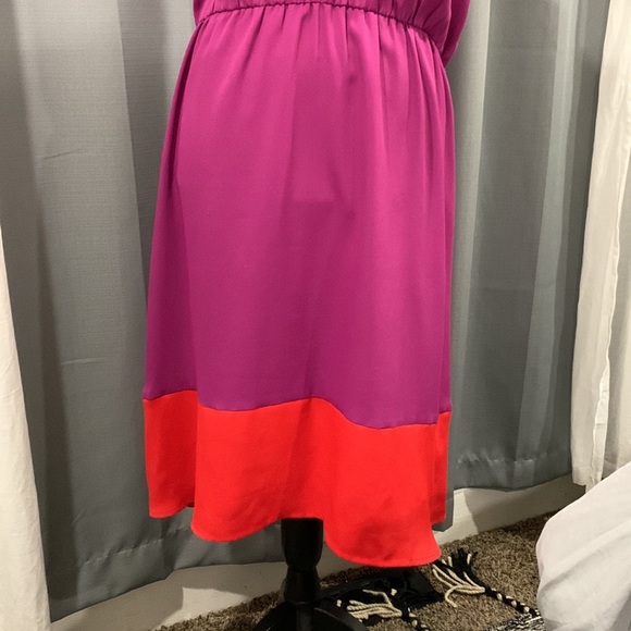 Loft Midi Dress - Picture 3 of 6